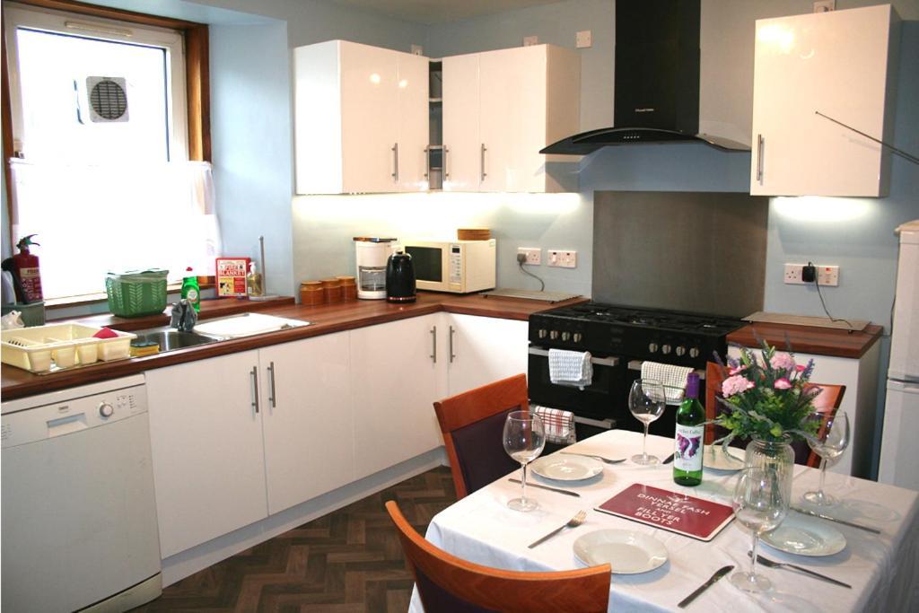 Bimini House Villa Aberdeen Bagian luar foto